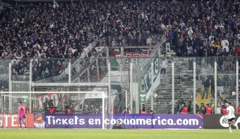 La FIFA pide a Chile eliminar las rejas en estadios del Mundial sub-20: No quieren que luzcan como jaulas