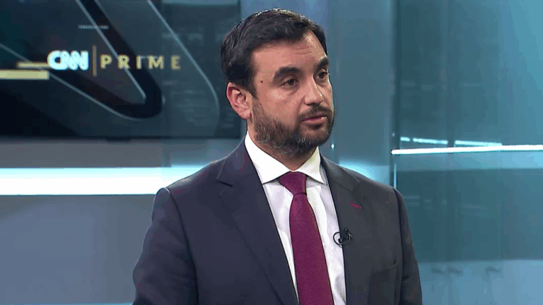 Caso Audios: Ministro Gajardo espera una 