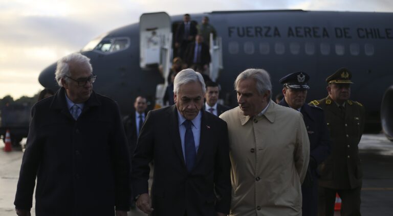 Estatua de Sebastián Piñera: El debate entre oficialismo y oposición sobre su homenaje