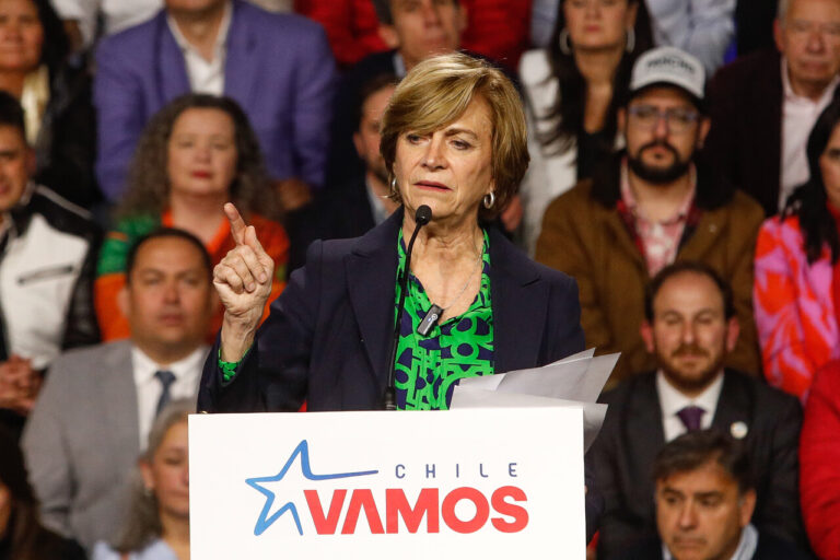 RN proclama oficialmente a Evelyn Matthei como su candidata presidencial