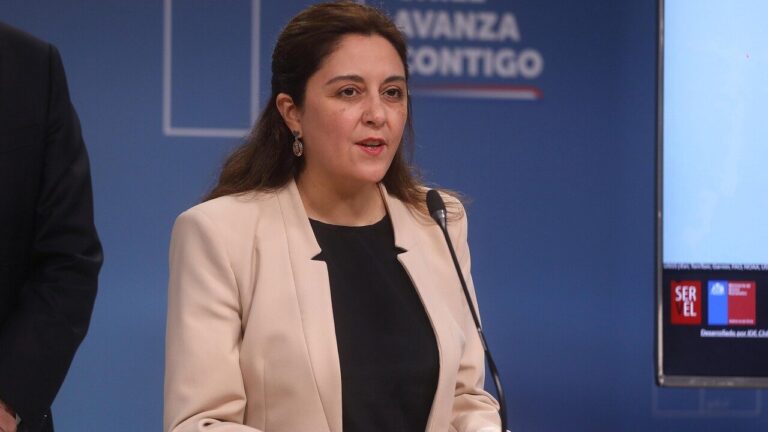 Presidente Boric remueve a ministra Marcela Sandoval tras fallido intento de compra de casa de Salvador Allende