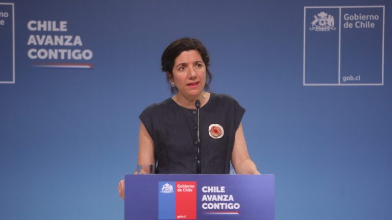 Etcheverry endurece tono con republicanos por reforma: 