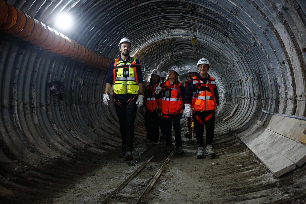 Autoridades monitorean obras de entubamiento del canal Santa Marta en Maipú: Primera etapa lleva 25% de avance/Agencia Uno