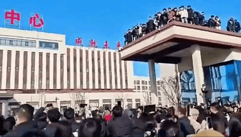 Violentas protestas en China tras la muerte de un estudiante: Acusan encubrimiento