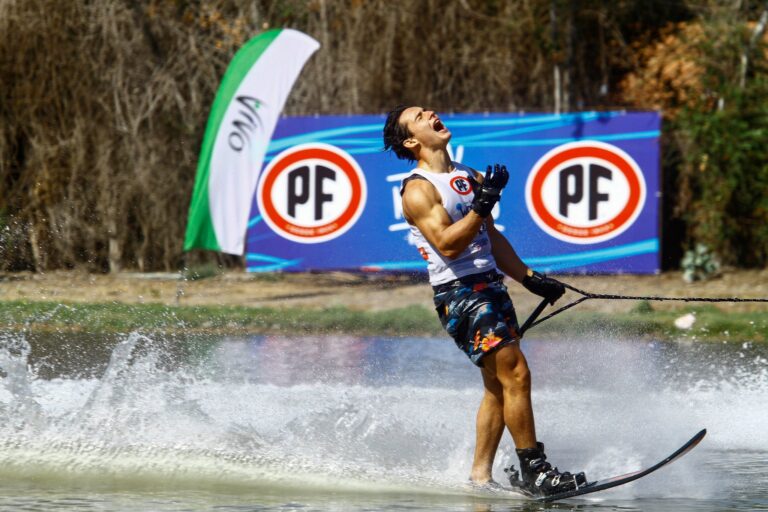 Martín Labra, campeón en el deporte y los estudios: 