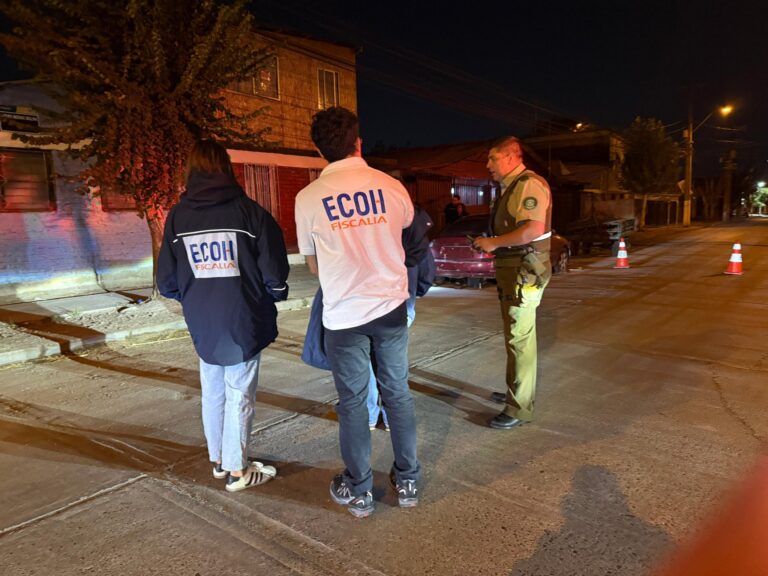 Homicidio frustrado en Lo Espejo: Menor de 15 años fue baleado a las afueras de una vivienda