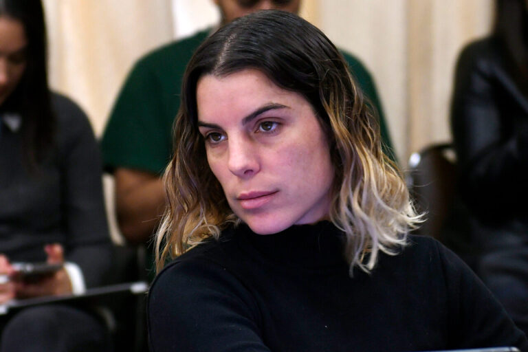 Maite Orsini regresa al Congreso y descarta renunciar al Frente Amplio tras polémica por Caso Valdivia