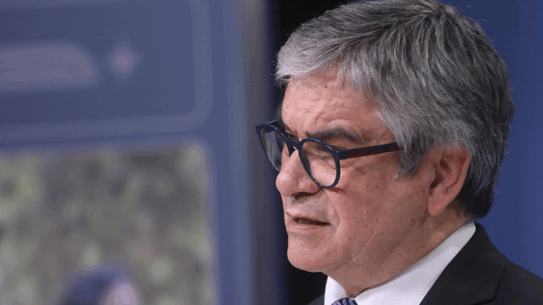 Marcel defiende alza de cotización y recuerda que empresarios 