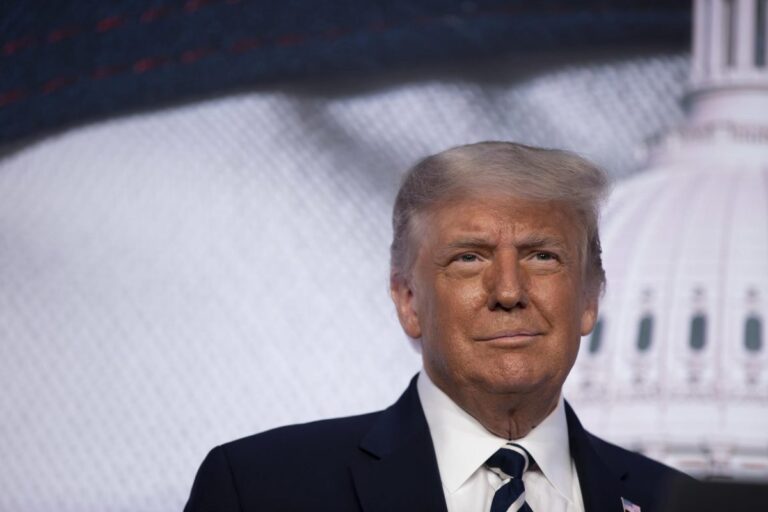Trump afirma que “muchos países” están “muy contentos” de recibir a indocumentados de otras nacionalidades