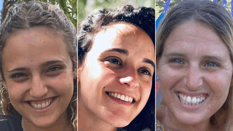Tras alto al fuego: Hamás entrega tres rehenes a la Cruz Roja en Gaza