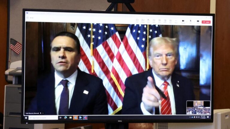 Culpable, pero sin cárcel ni multa: Condenan a Donald Trump a “libertad incondicional” por el caso Stormy Daniels