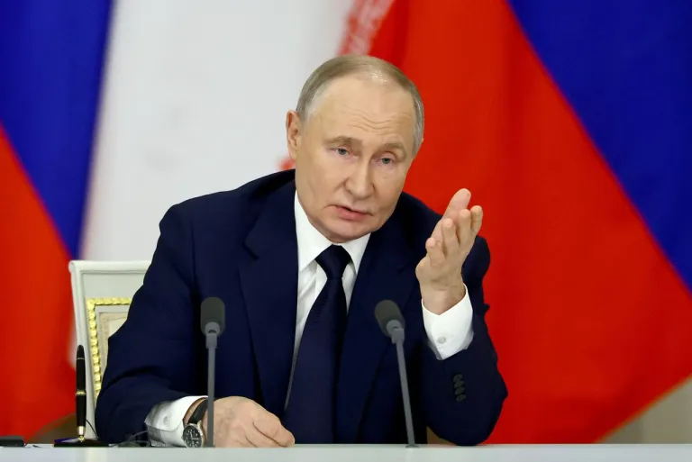 Vladimir Putin expresa su disposición a cooperar con el Gobierno de Donald Trump