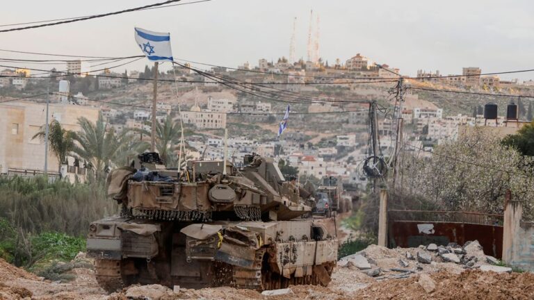 Israel envió tanques a Cisjordania por primera vez en 20 años