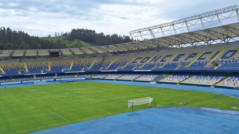 Corte de luz: Suspenden partido de Concepción y Unión Española en el estadio Ester Roa Rebolledo