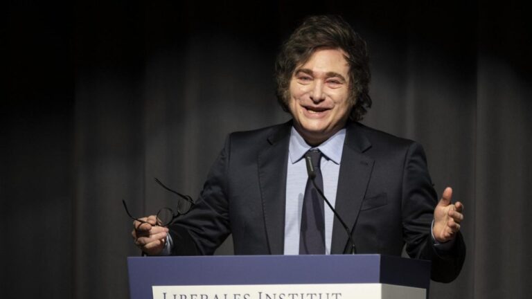 Javier Milei visitará Chile la próxima semana: Nuevamente no se reunirá con el presidente Boric