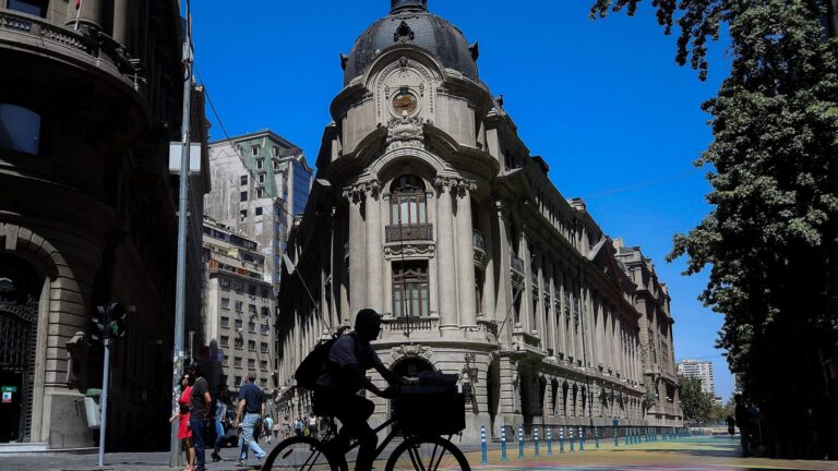 Territoria, empresa tras el MUT, buscaría comprar el edificio de la Bolsa de Comercio