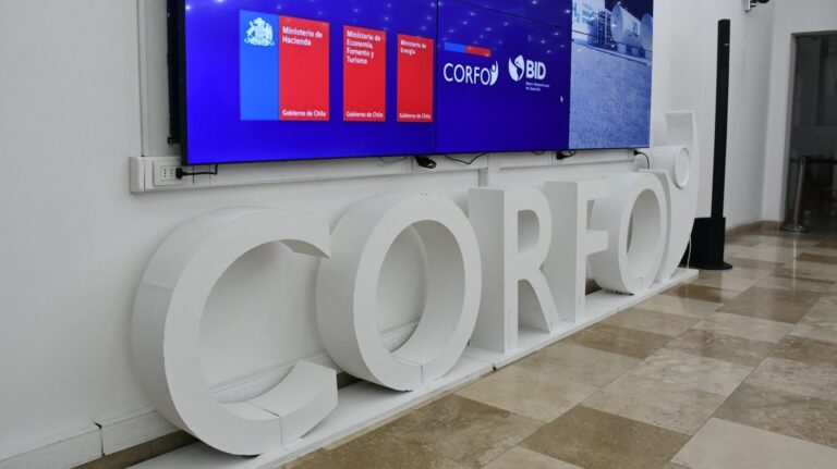 Contraloría anuncia investigación por posible afectación patrimonial de Corfo
