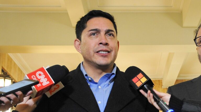 RN suspende militancia del diputado Jorge Durán tras denuncia por abuso sexual