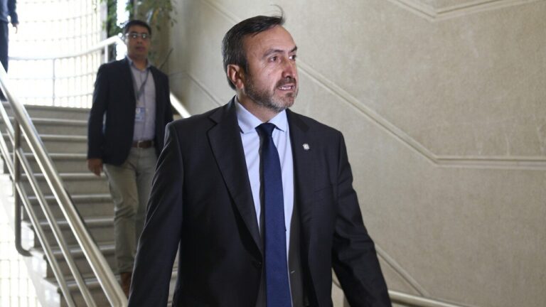 Es acusado de violación y abuso sexual reiterado: Audiencia del diputado Pulgar será reservada por resguardo de la víctima