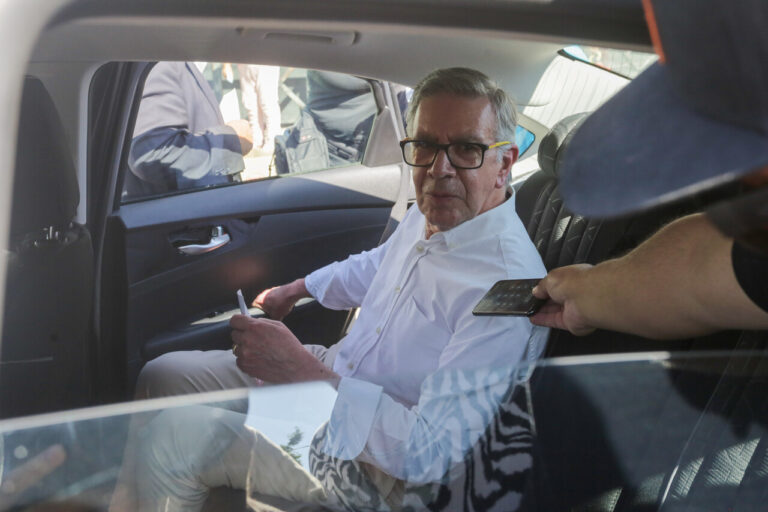 Lavín acusa a Fiscalía de “ensañamiento” contra Barriga ad portas de reformalización: “No se ha visto en otros casos”