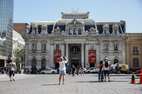 Columna de Romina Diepa: Volver al centro: ¿Reactivación real o mero romanticismo?