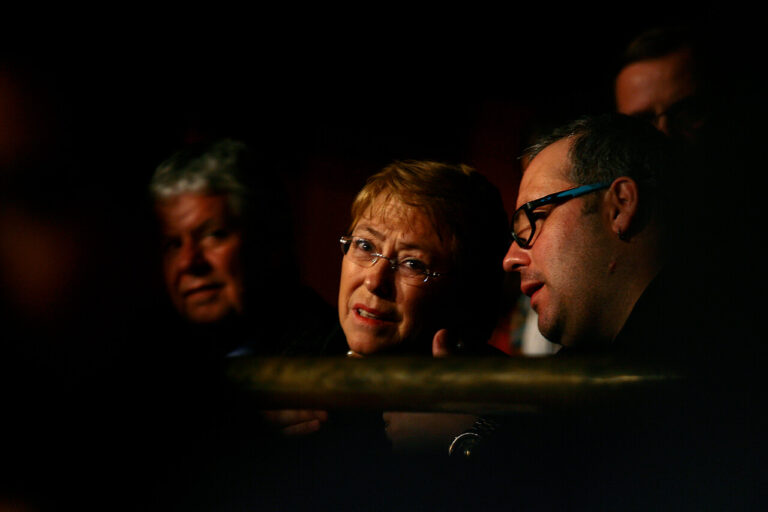 Dávalos sobre posible candidatura de Bachelet: 