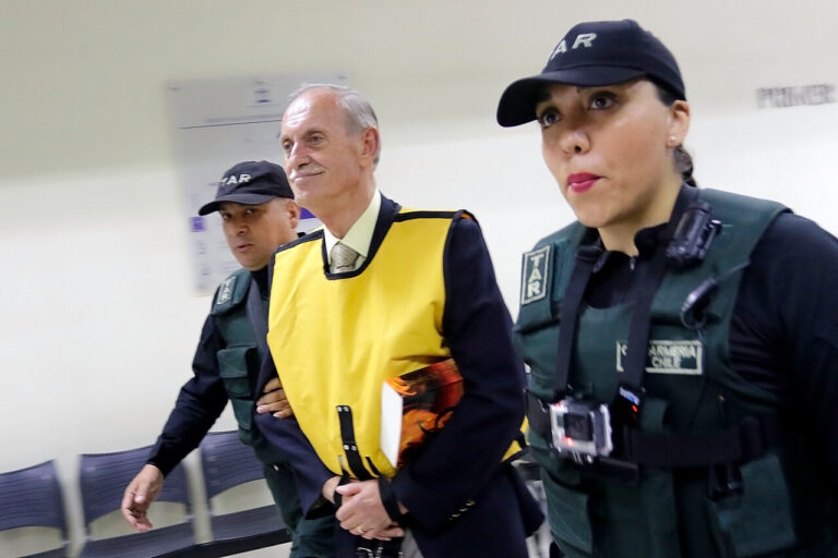 Justicia impone nueva condena para Miguel Krassnoff por violaciones a los derechos humanos: Ya suma 1.047 años de cárcel