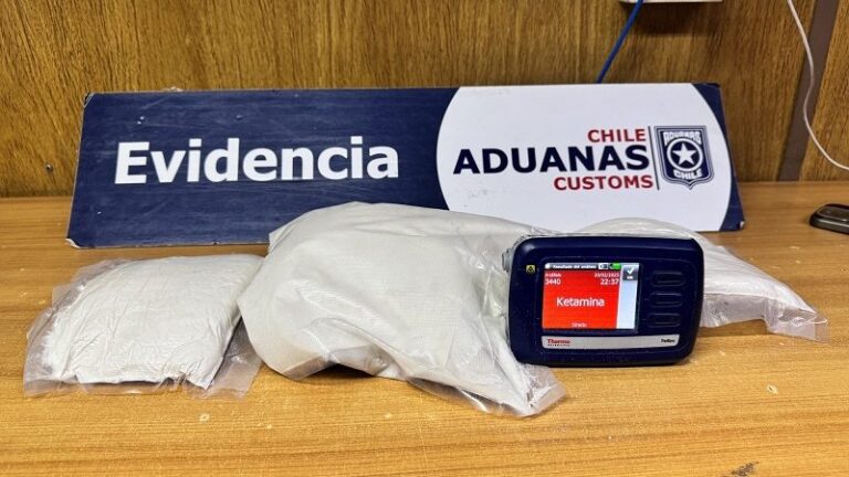 Sorprenden a hombre con tres kilos de ketamina adherida al cuerpo: Intentó ingresar a Chile por paso Chacalluta