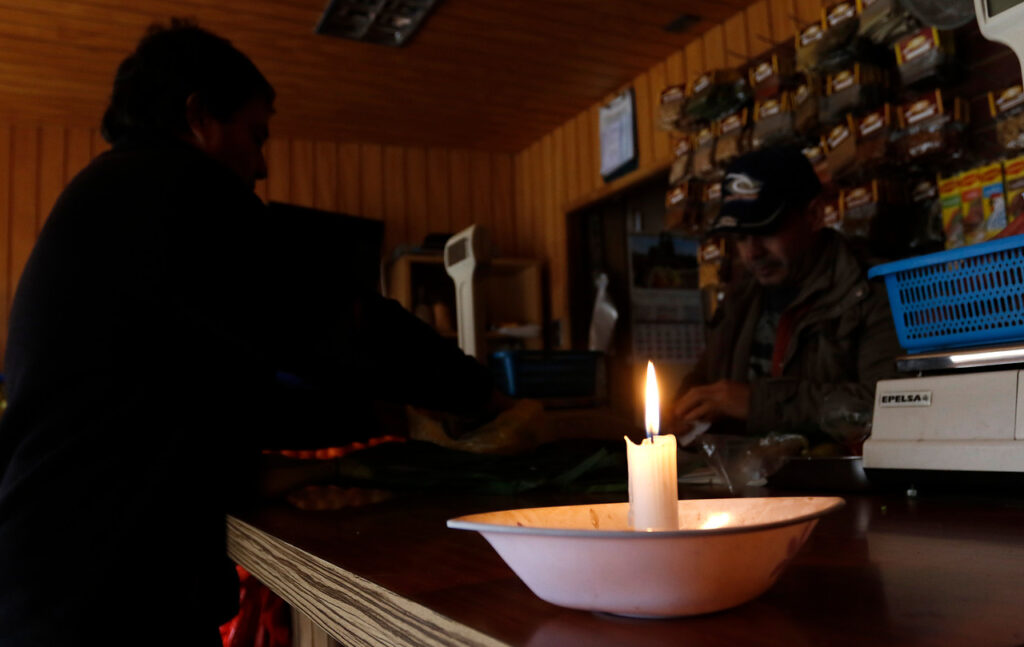Compensación por cortes de luz / Imagen referencial de Agencia UNO