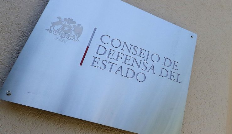 Acusa daño de $15.200 millones: CDE se querella contra exfuncionarios de Las Condes por fraude al Fisco en fallido proyecto
