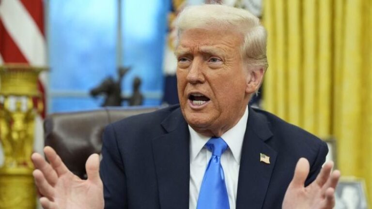 Análisis: Las 13 mentiras de Donald Trump en su primer mes de mandato