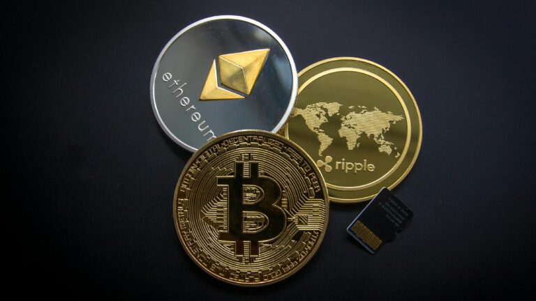 ¿Cómo funcionan las criptomonedas? Todo lo que debes saber más allá de la polémica de Javier Milei