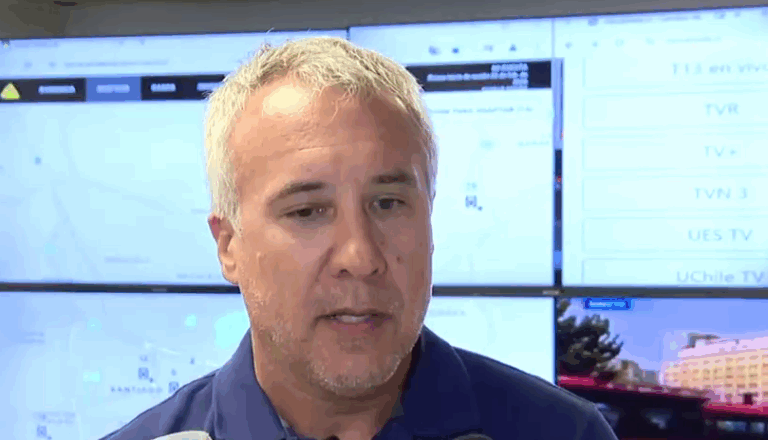 Cuerpo de Bomberos de Santiago se acuartelará durante el toque de queda