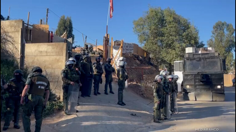 Desalojan toma Lajarilla en Viña del Mar: Cerca de 90 familias habitan el terreno
