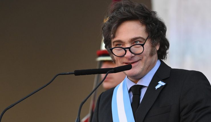 Javier Milei califica de 