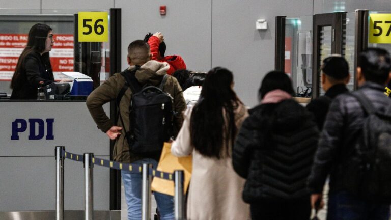 Diputados aprueban proyecto de ley para uso de tecnología biométrica en aeropuertos: ¿Cómo funciona la propuesta?