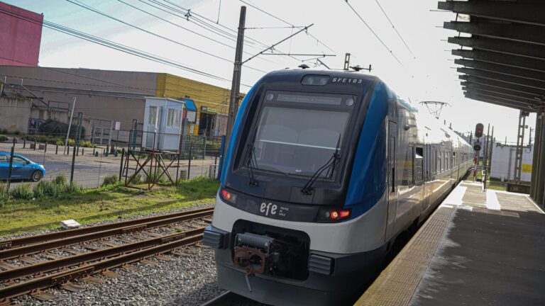 Tras fallo de Contraloría: Municipalidad de Maipú cobrará pagos eximidos a EFE por proyecto del tren Alameda-Melipilla