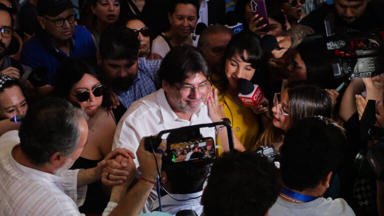 Jadue plantea que no ve 