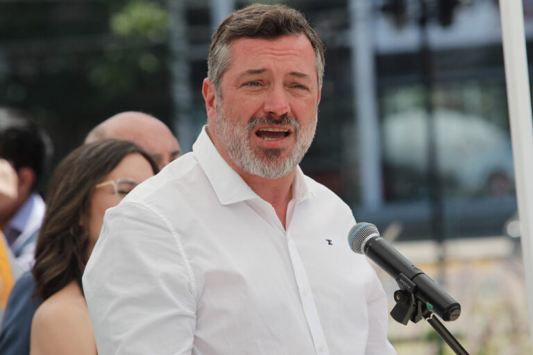 Sebastián Sichel defiende decreto de 