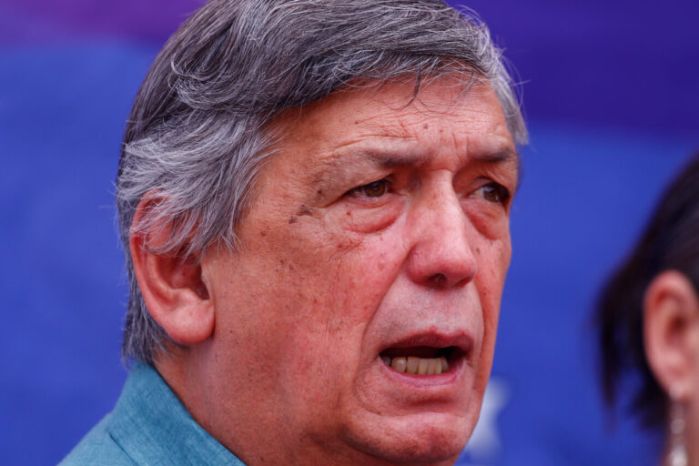 Carmona confirma reunión del PC para definir candidatura presidencial: Daniel Jadue y Jeannette Jara, entre los principales candidatos