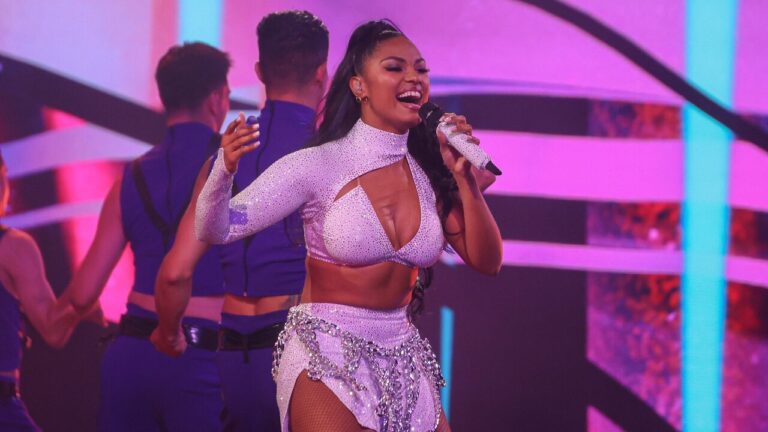 NIA, la española ganadora a mejor intérprete en Viña 2025 cuenta qué cosas no le gustaron en su paso por el festival