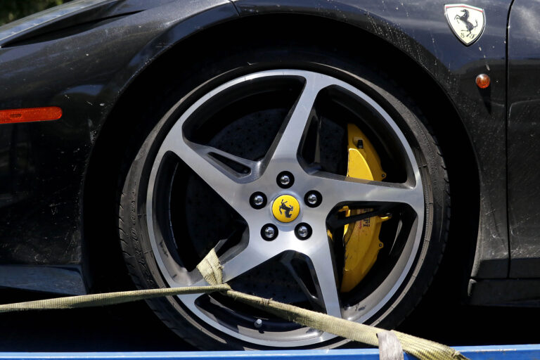 Más de 21 millones de pesos: Estos son los autos con los permisos de circulación más caros de Chile
