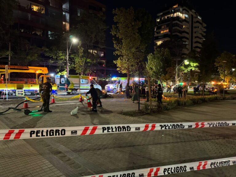 Cuatro inspectores municipales fueron atropellados tras robo en Vitacura: Autor huía de Carabineros