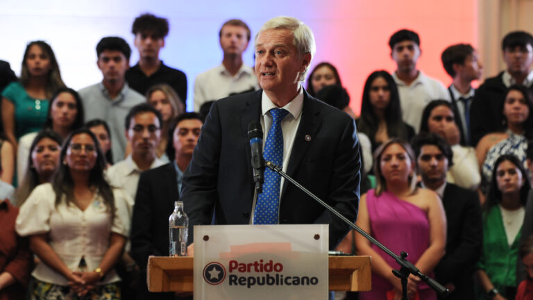 Kast defiende tres candidatos de derecha en primera vuelta: “La unidad será en segunda vuelta”