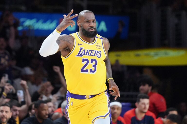 LeBron James se convierte en el primer jugador en la historia de la NBA en anotar 50 mil puntos en su carrera