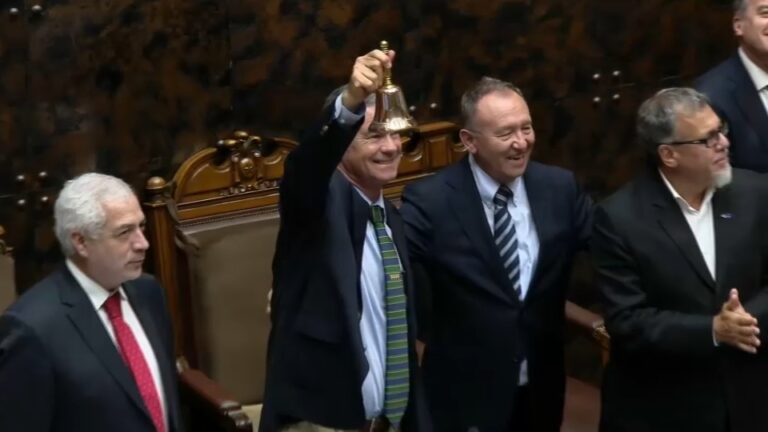 Manuel José Ossandón gana la elección de la mesa directiva del Senado y se convierte en el nuevo presidente de la testera
