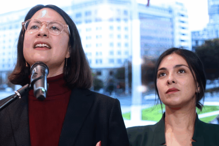 Caso Sierra Bella: PC expresó solidaridad con Irací Hassler y Karol Cariola ante investigación por tráfico de influencias