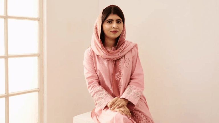 Malala Yousafzai volvió a su ciudad natal en Pakistán a 13 años de que los talibanes le dispararan en la cabeza