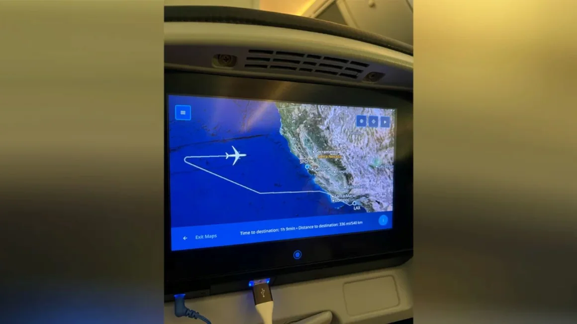 Una pantalla de vuelo en el vuelo 198 de United Airlines, tomada por Yang Shuhan, muestra el avión desviándose hacia el aeropuerto de San Francisco (SFO). Yang Shuhan