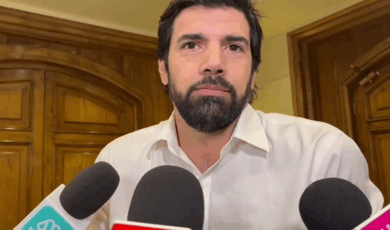 “Antes no lo conocía nadie...”: Lavín arremete contra alcalde Vodanovic por querella en su contra